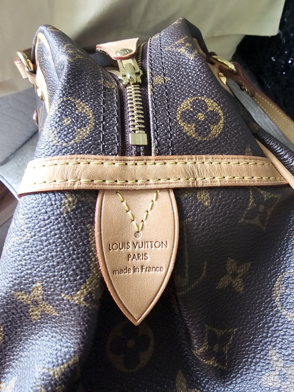 Louis Vuitton LV Monogram Montorgueil GM Vintage Pristine Condition - Picture 11 of 16